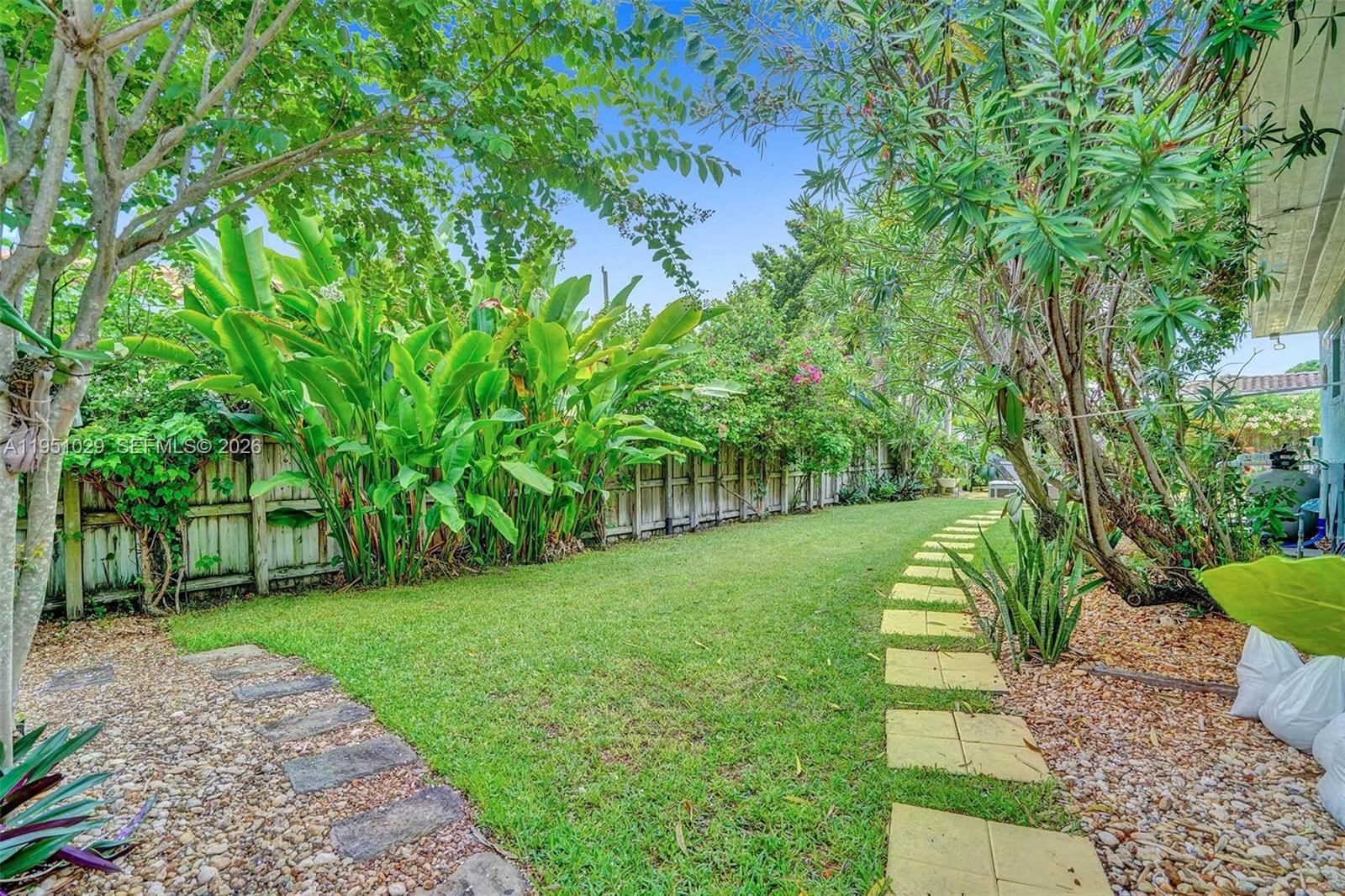 TREASURE ISLAND - Residential