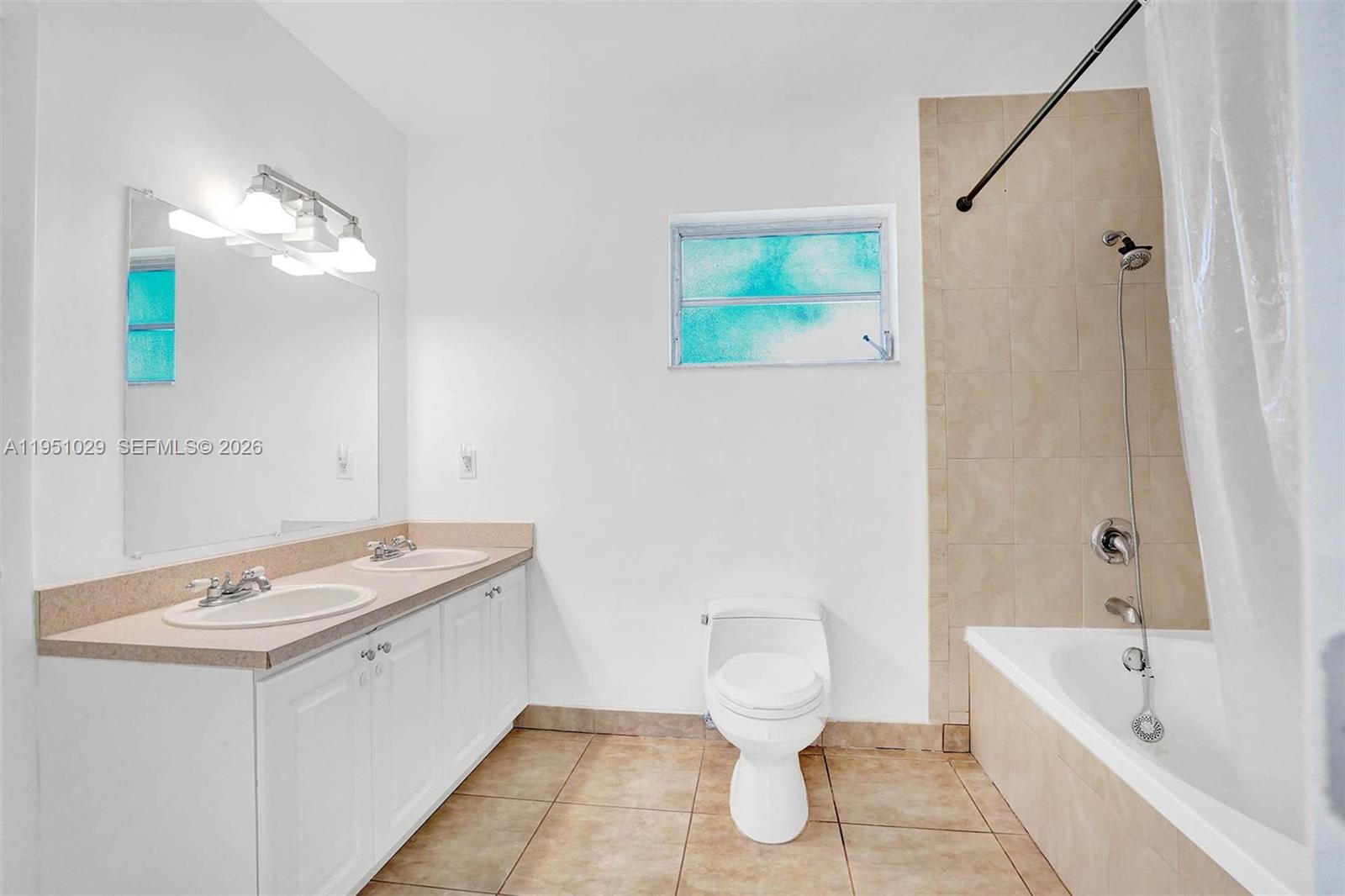 TREASURE ISLAND - Residential