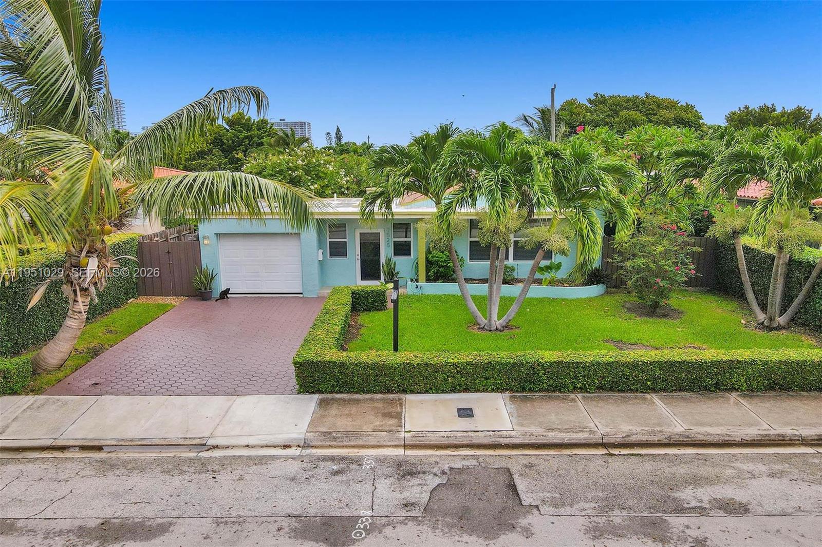 TREASURE ISLAND - Residential