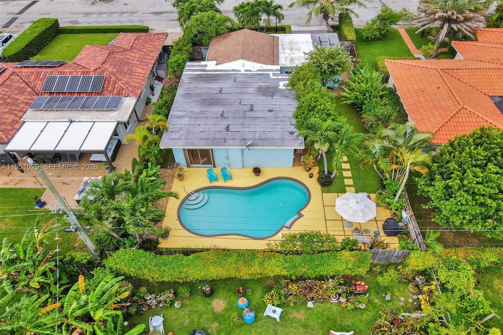 TREASURE ISLAND - Residential