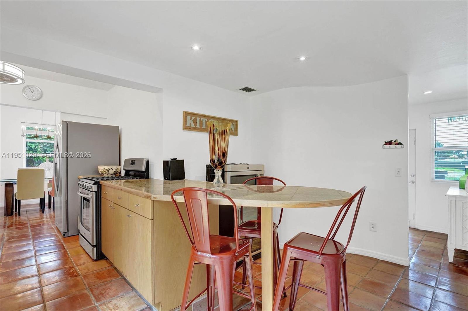 TREASURE ISLAND - Residential