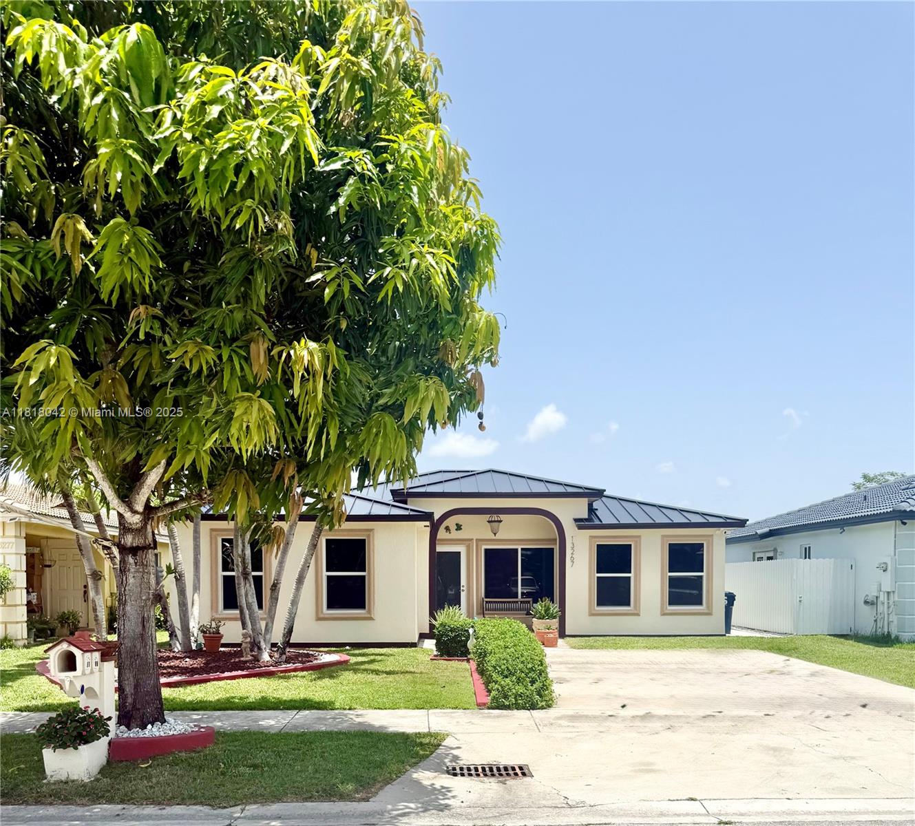 ACAPULCO SUB - Residential