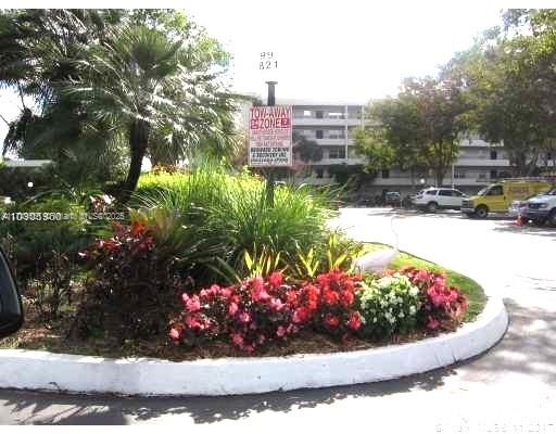 Property for Sale at 821 Cypress Blvd 111, Pompano Beach, Broward County, Florida - Bedrooms: 3 
Bathrooms: 3  - $348,000