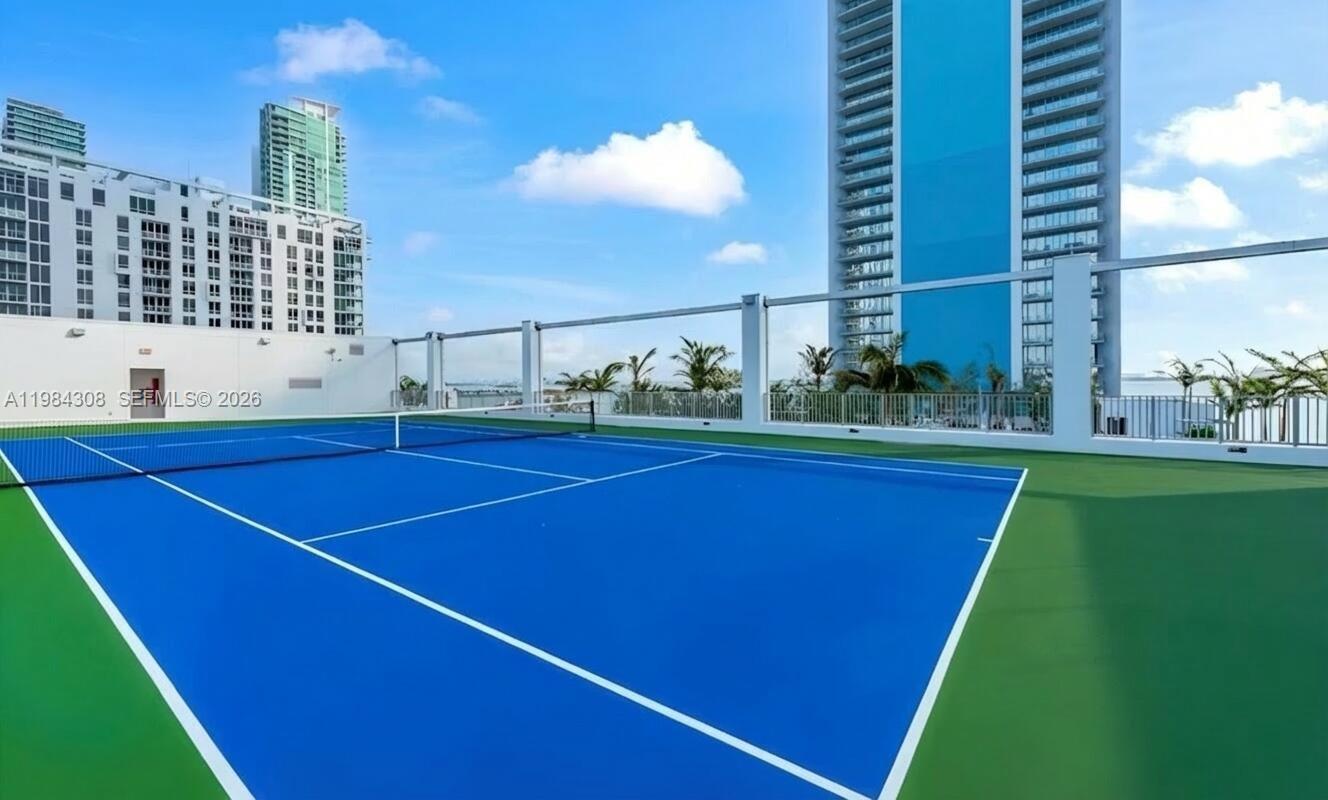 ESCOTTONIA PARK - Residential