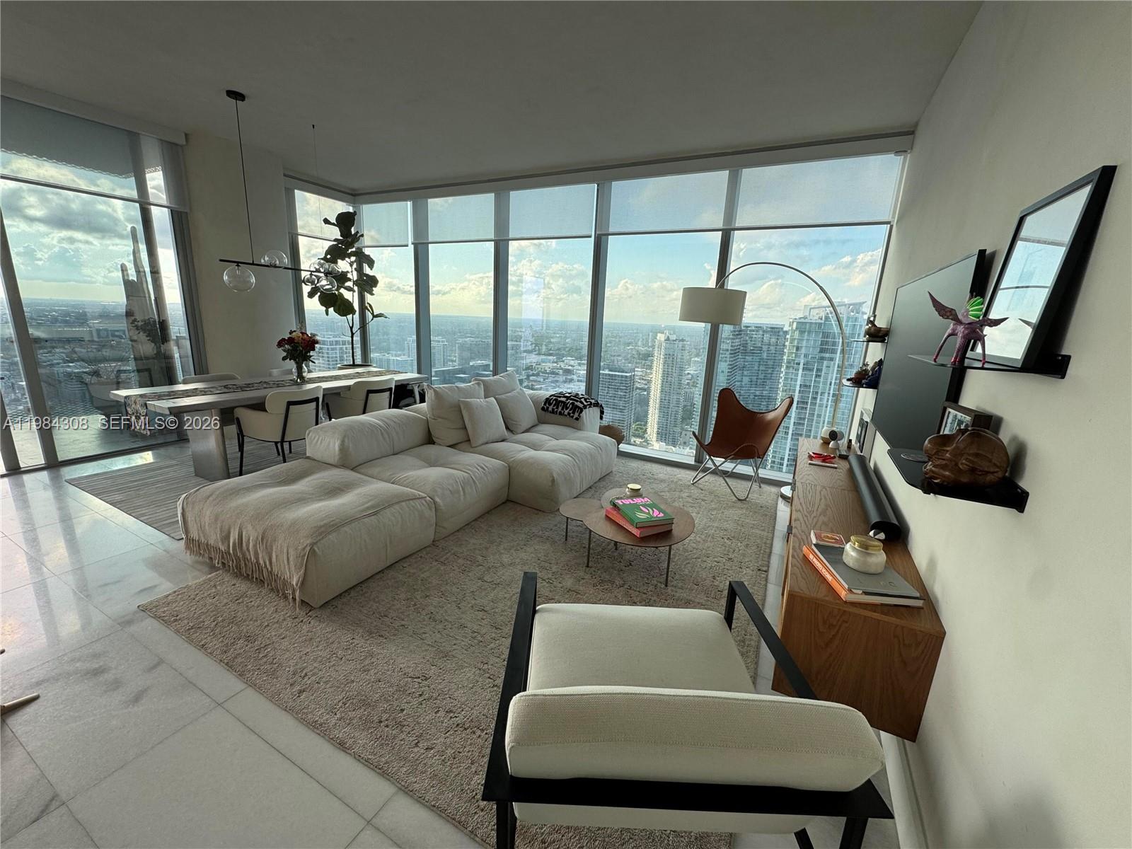 ESCOTTONIA PARK - Residential