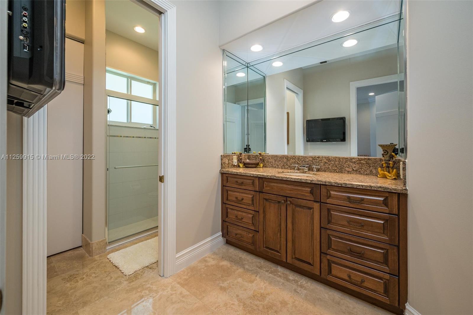 SON OF CHOPS - Residential