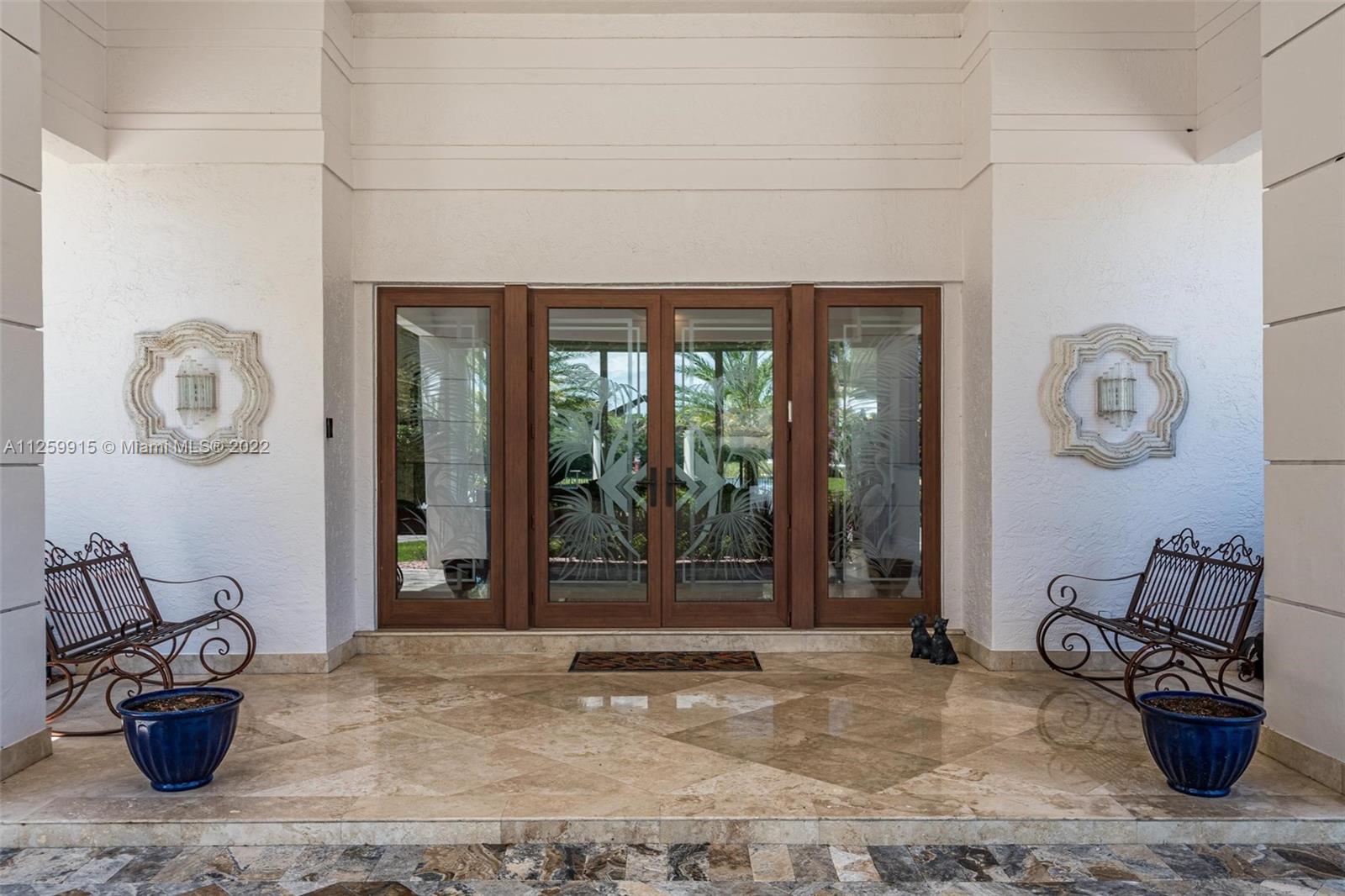 SON OF CHOPS - Residential