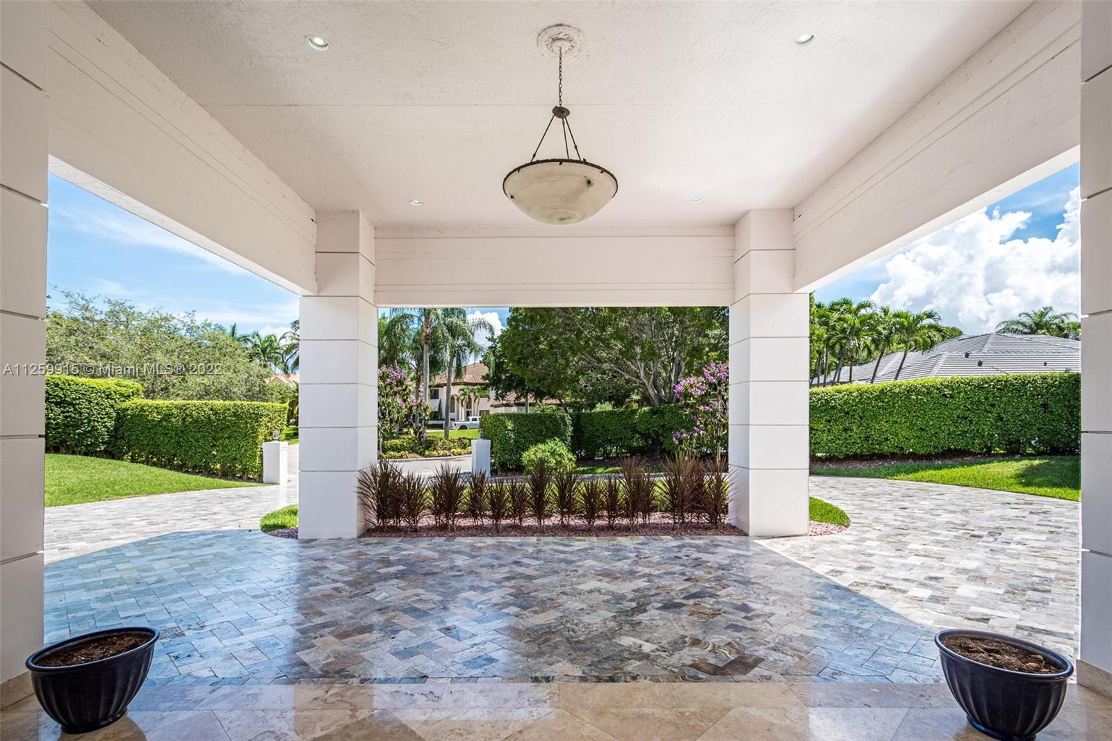 SON OF CHOPS - Residential