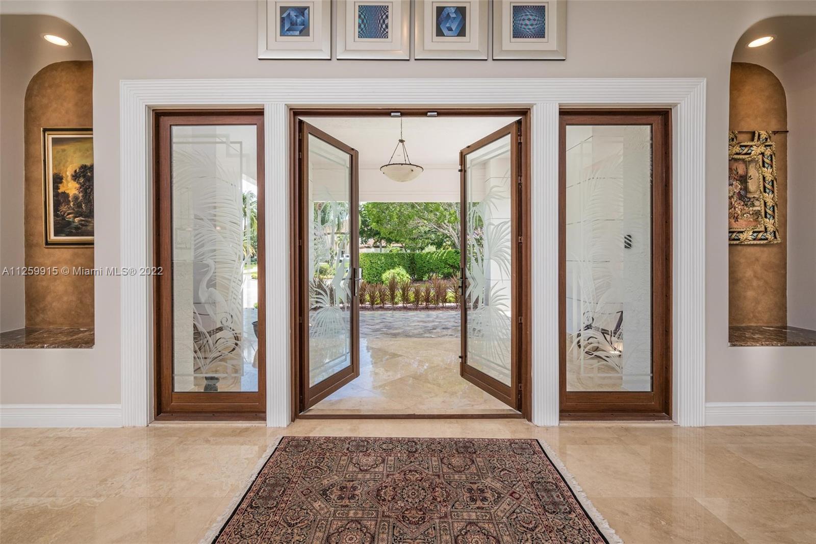 SON OF CHOPS - Residential