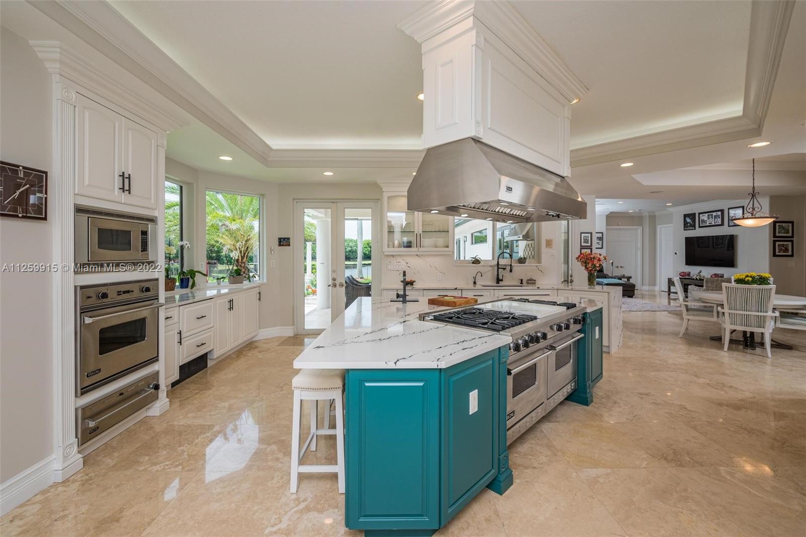 SON OF CHOPS - Residential