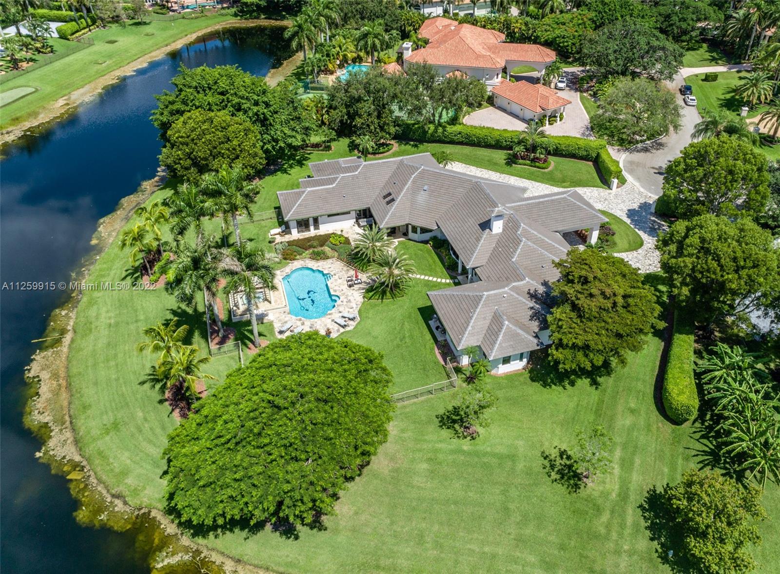 SON OF CHOPS - Residential