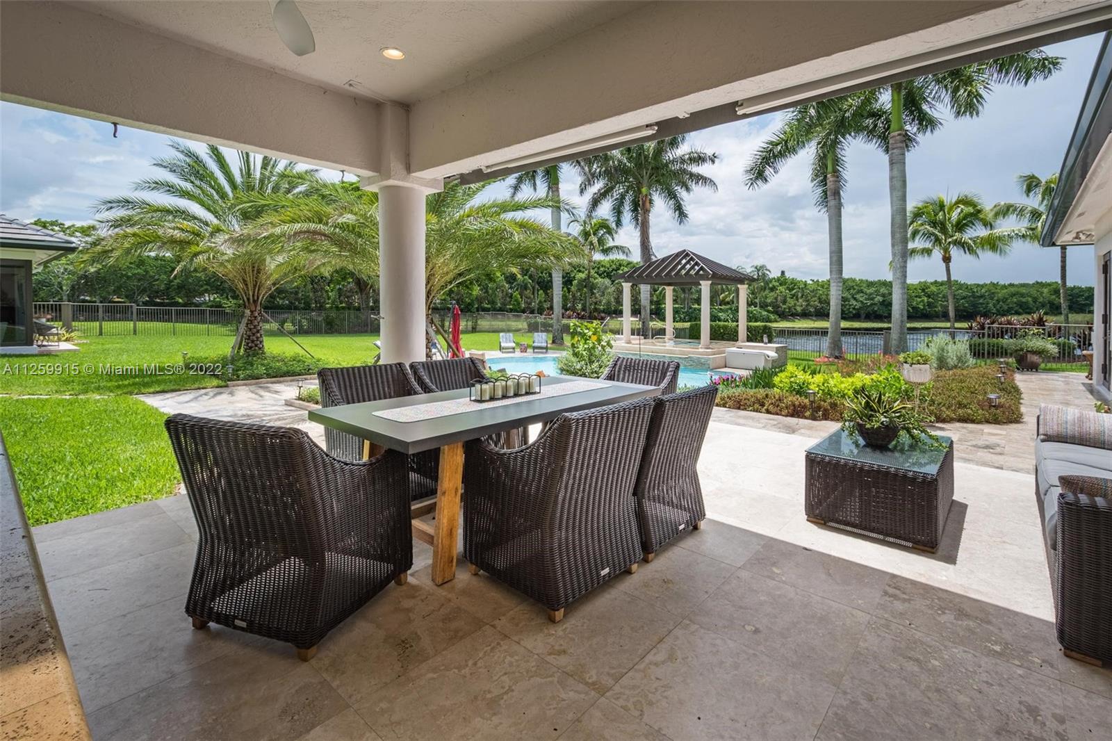 SON OF CHOPS - Residential