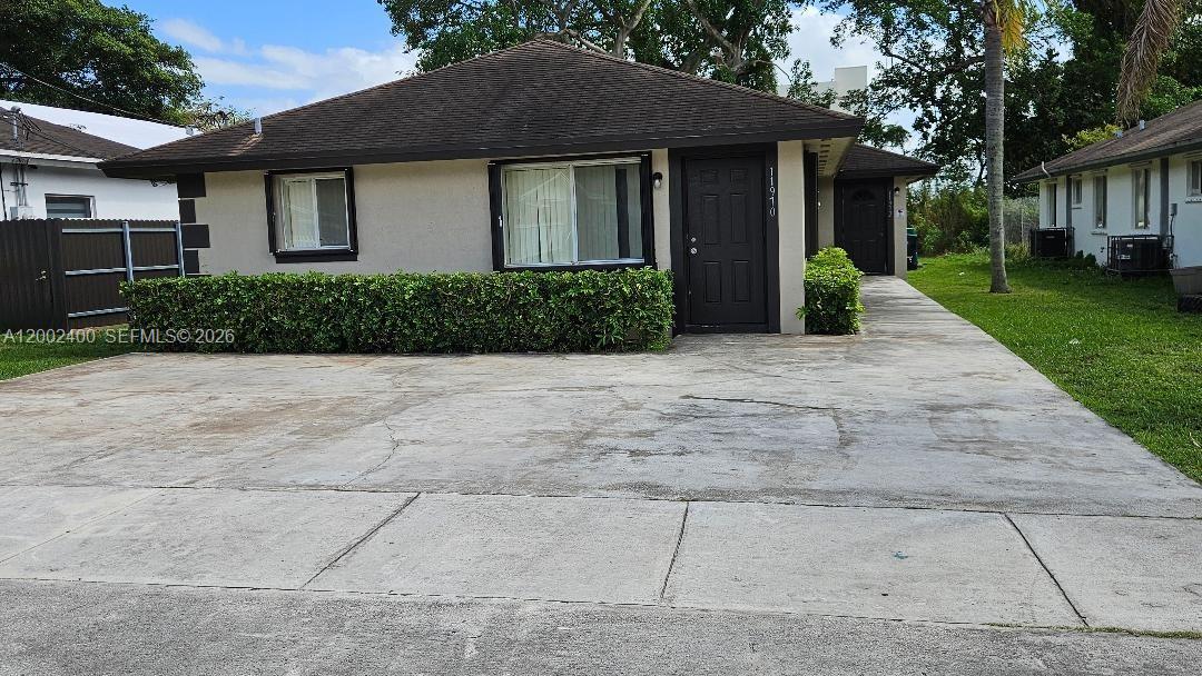 SYMMES SHARMAN - Residential Lease