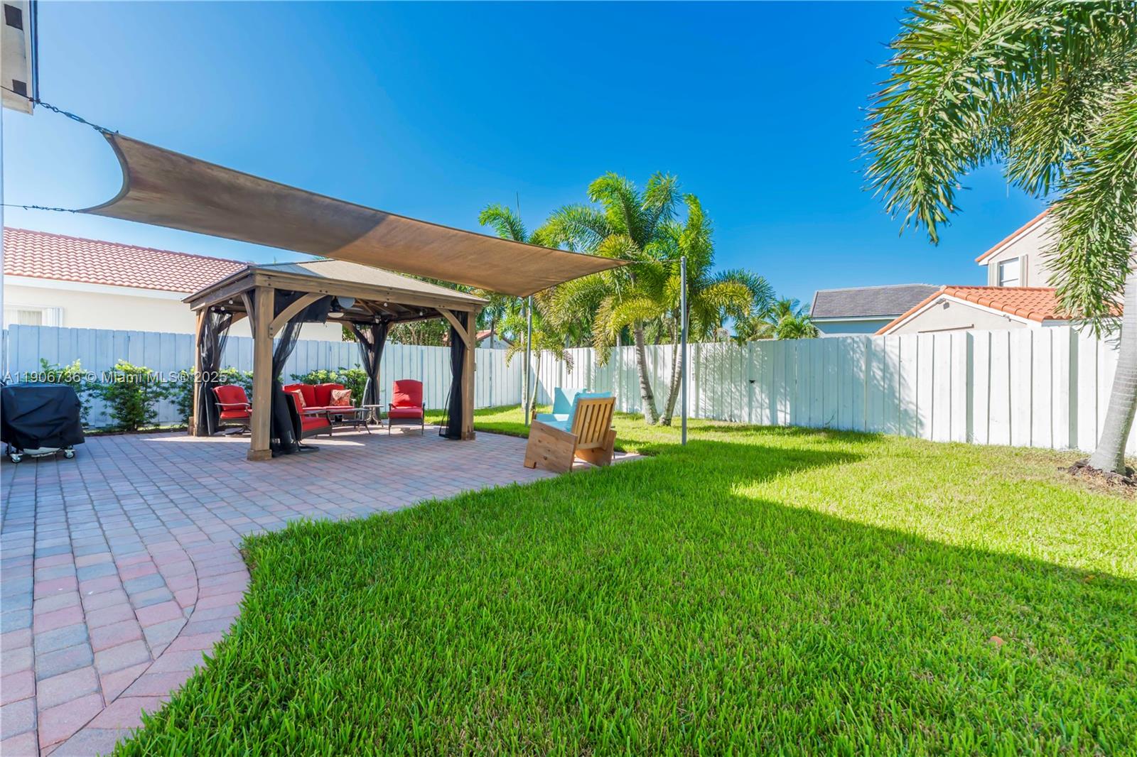 SILVER LAKES PHASE III - Residential