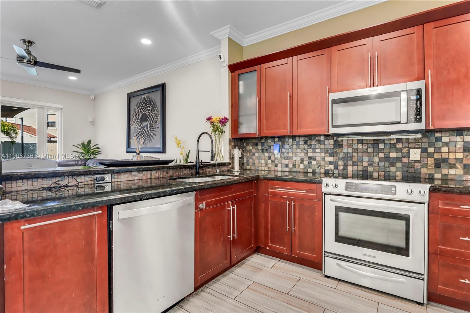 SILVER LAKES PHASE III - Residential