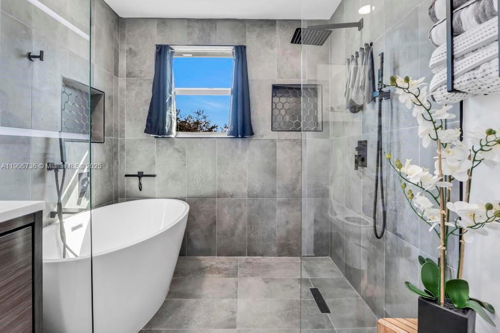 SILVER LAKES PHASE III - Residential