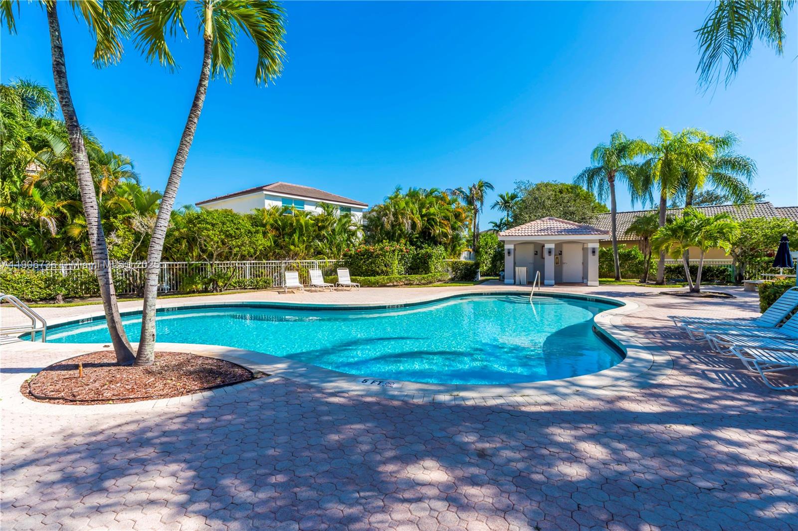 SILVER LAKES PHASE III - Residential