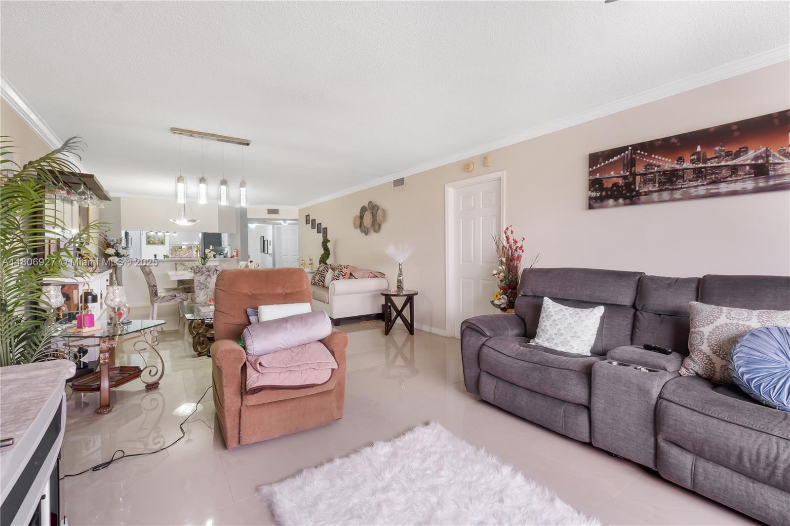 SUNRISE LAKES 196 CONDO - Residential