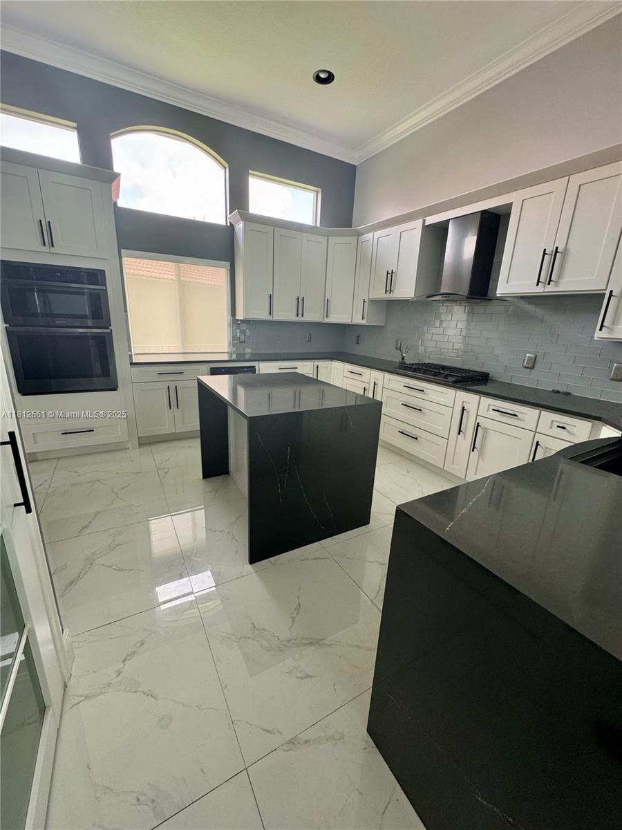 SUNSET LAKES PLAT TWO - Residential Lease