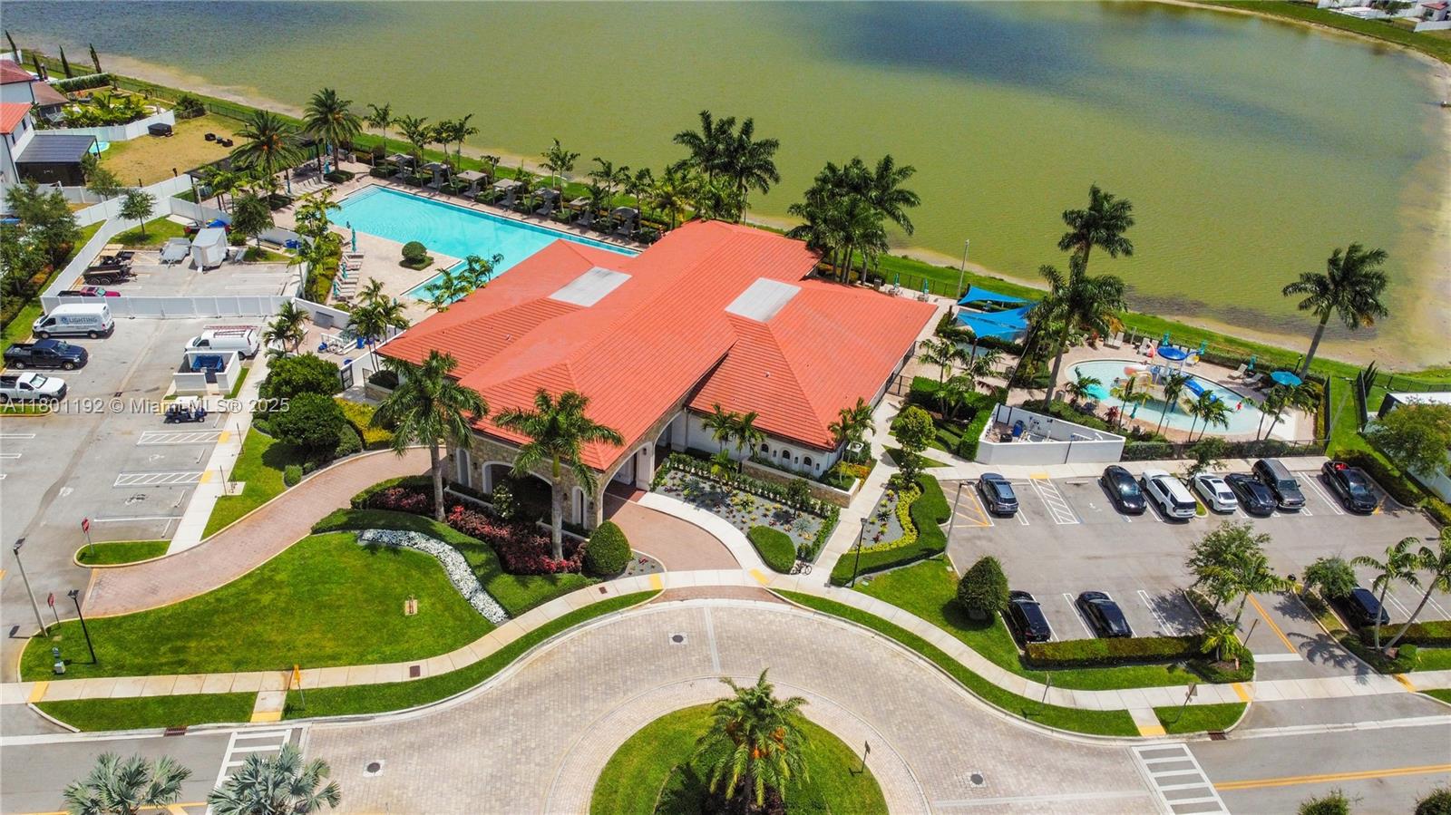 Aquabella Community - Residential