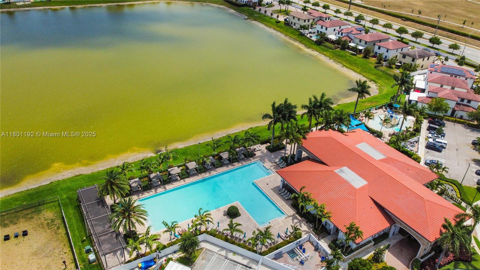 Aquabella Community - Residential