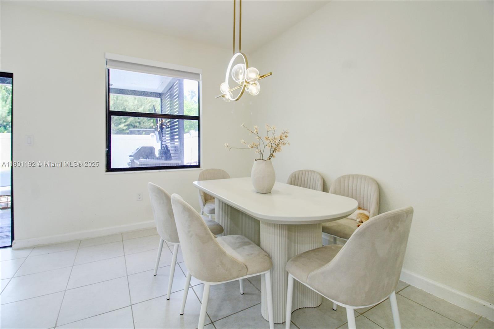 Aquabella Community - Residential