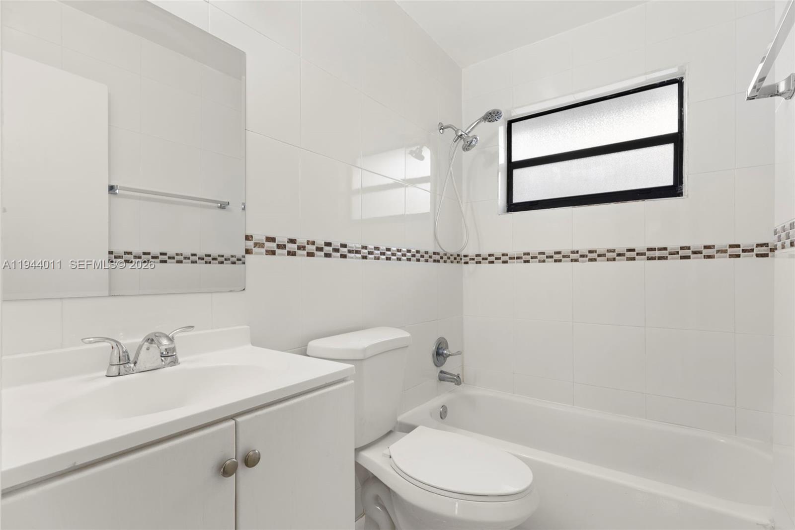 CARVER RANCHES - Residential Income