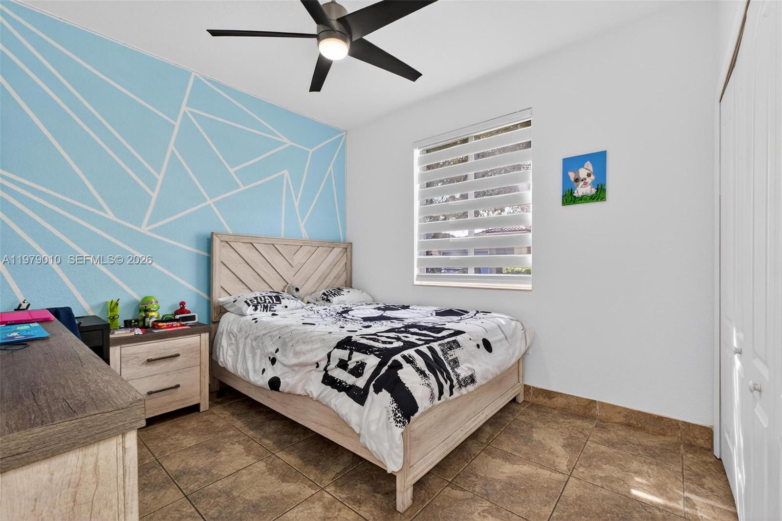 C B PALMS - Residential