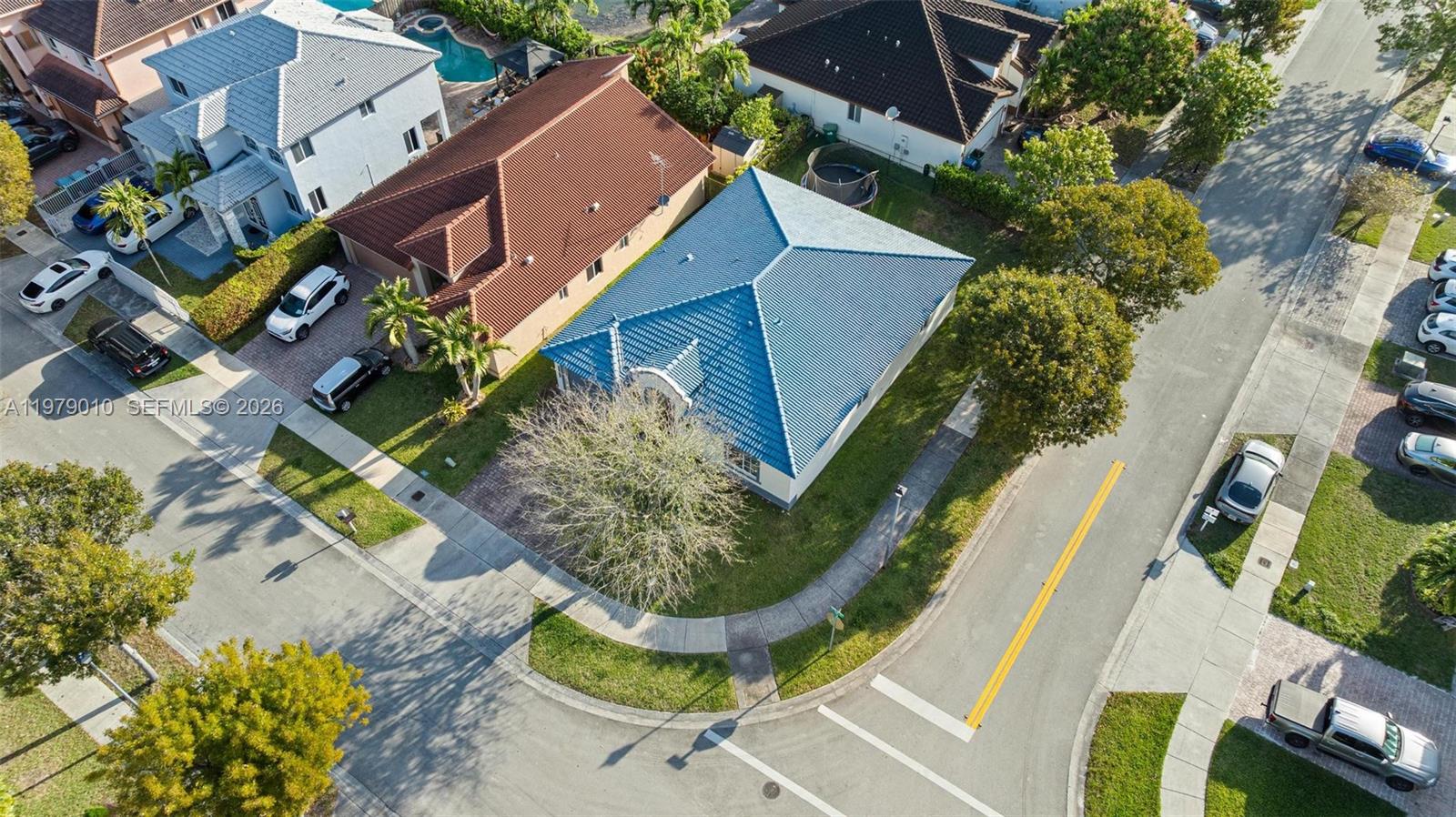 C B PALMS - Residential