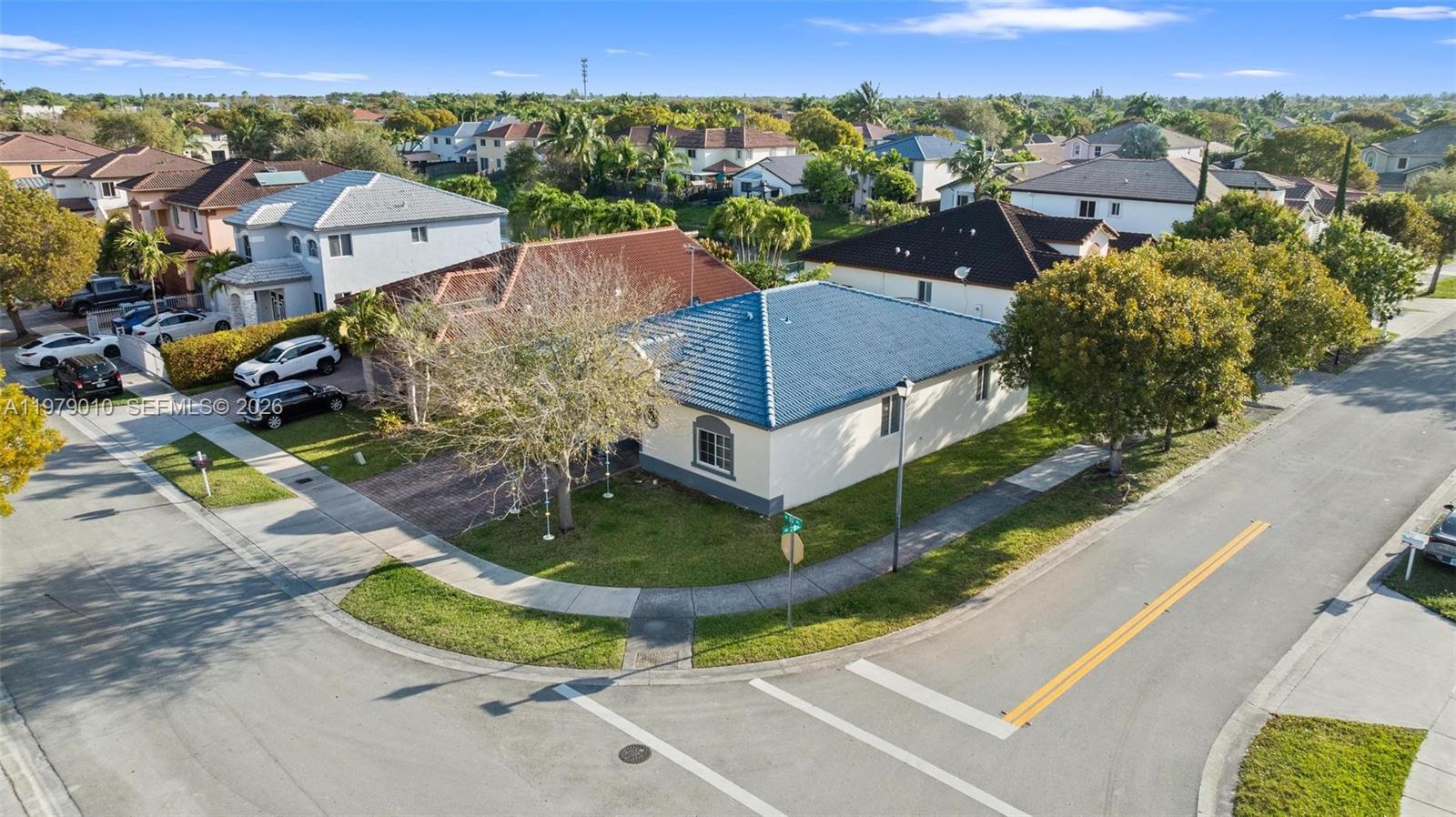 C B PALMS - Residential