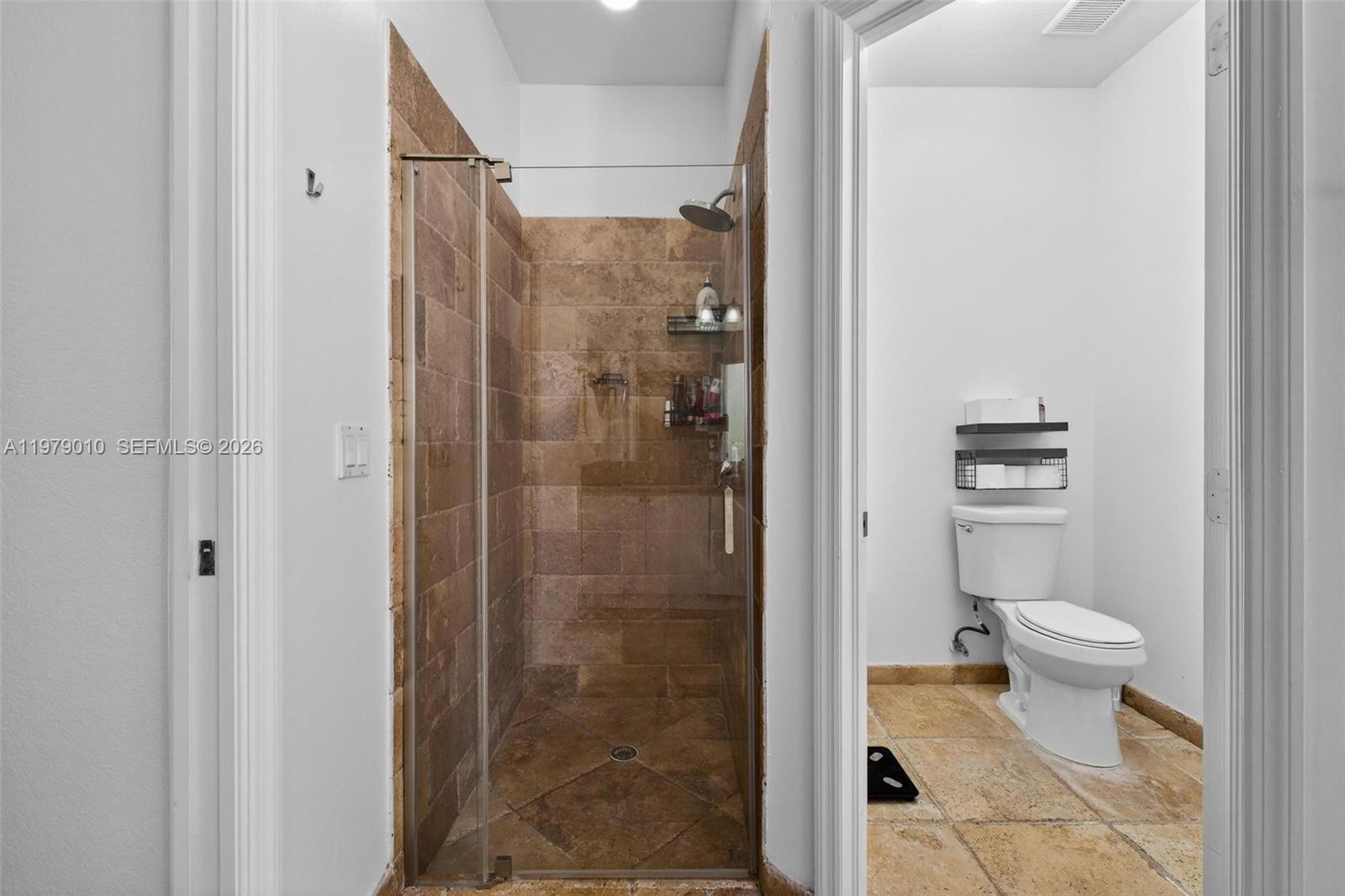 C B PALMS - Residential