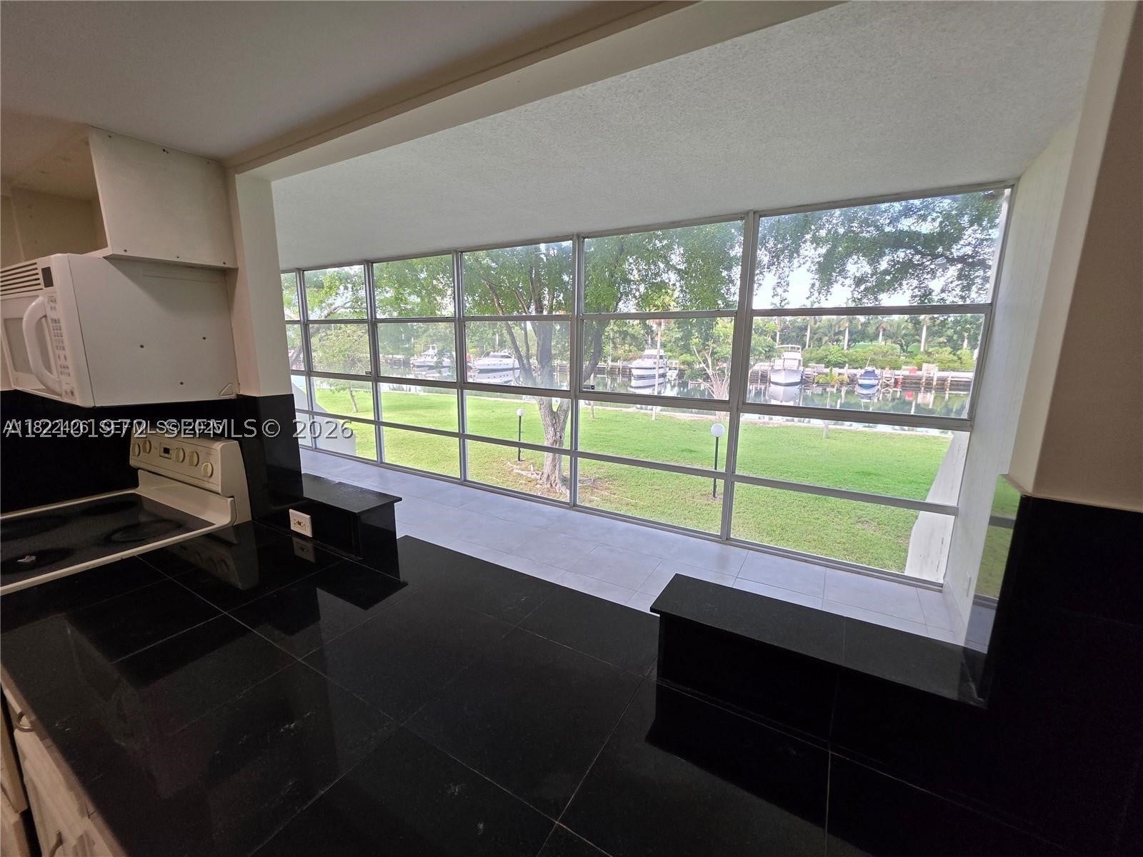 601 Three Islands Blvd 201