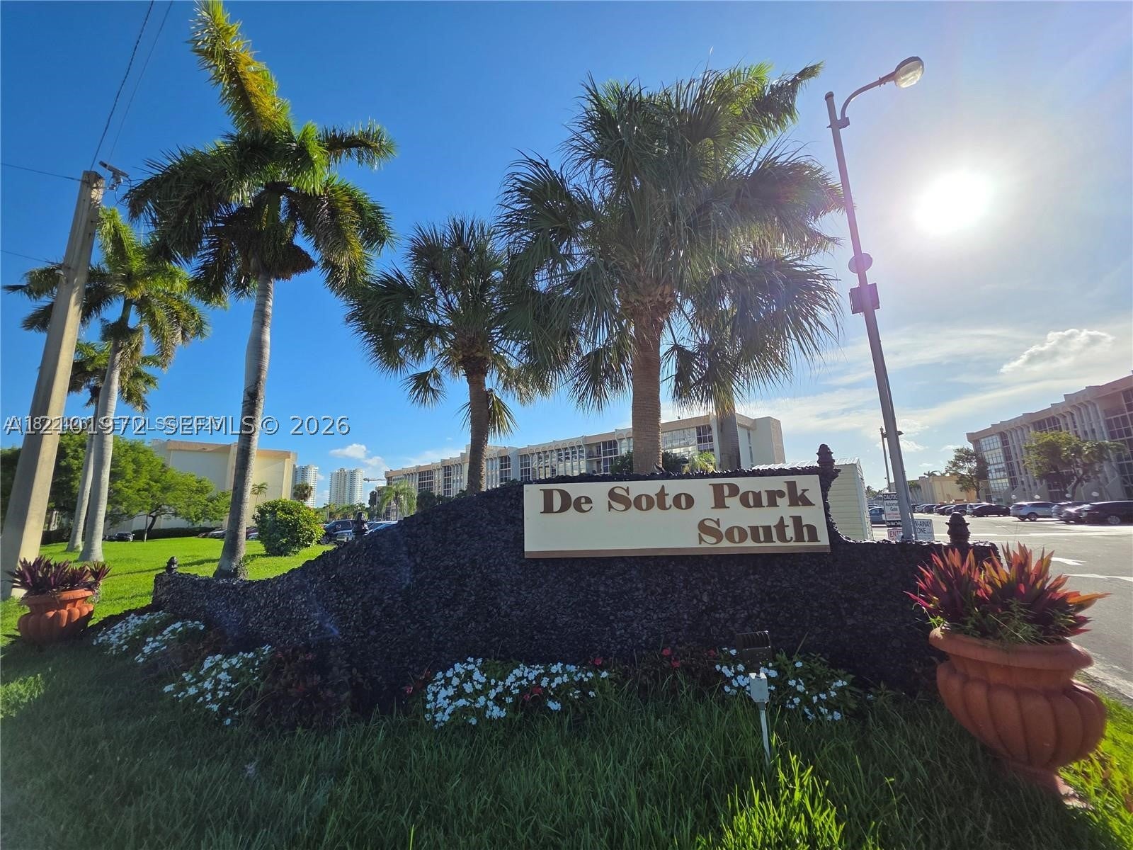 601 Three Islands Blvd 201