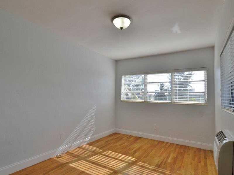 BISCAYNE BEACH SUB - Residential Income