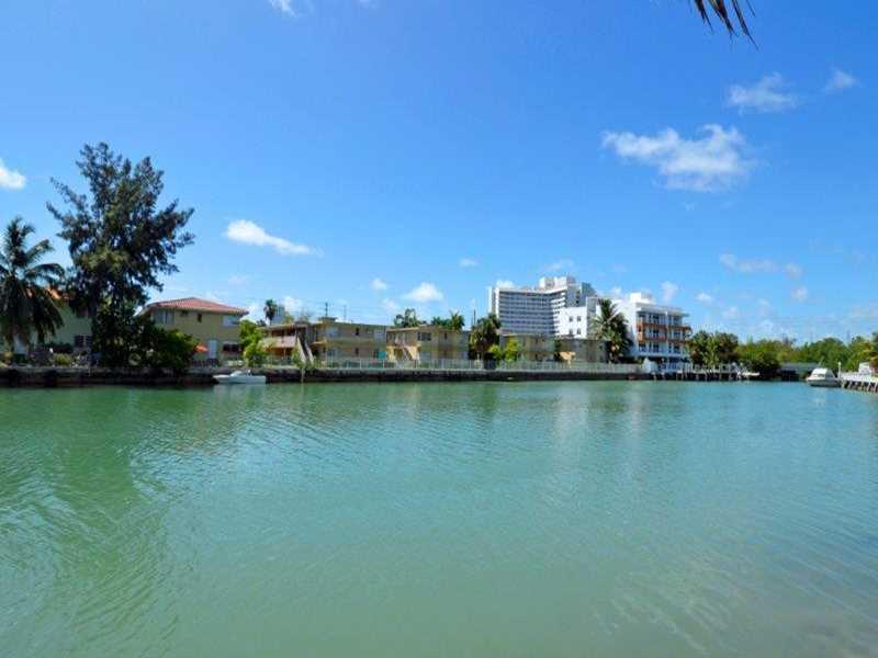 BISCAYNE BEACH SUB - Residential Income