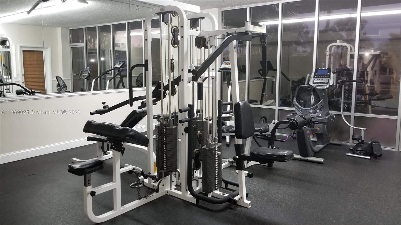 VECINO DEL MAR CONDO - Residential Lease