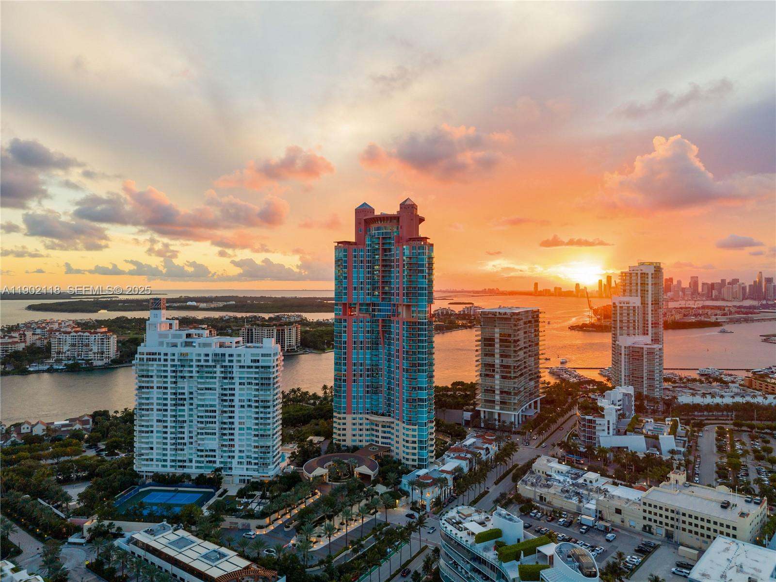 PORTOFINO TOWER CONDO - Residential