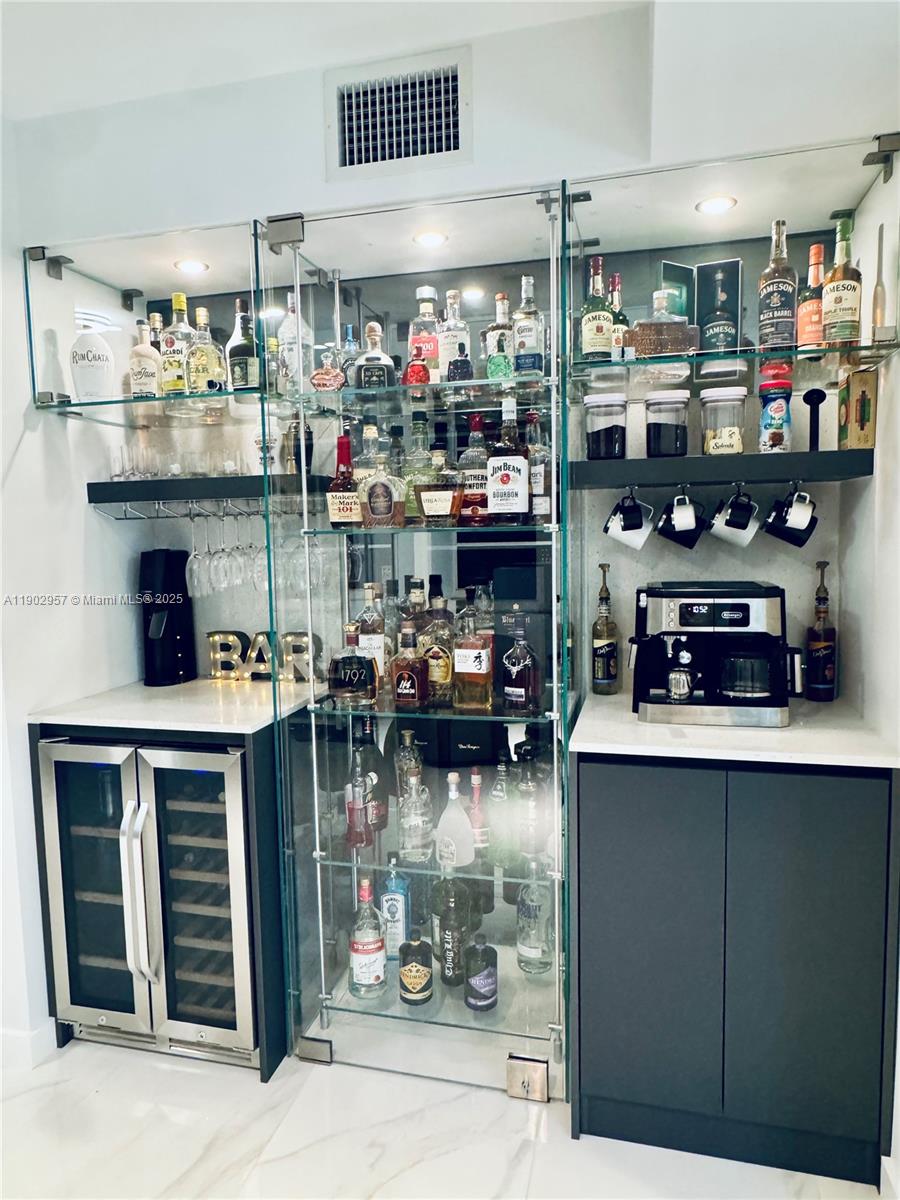 FIFTY SIX-SIXTY COLLINS A - Residential