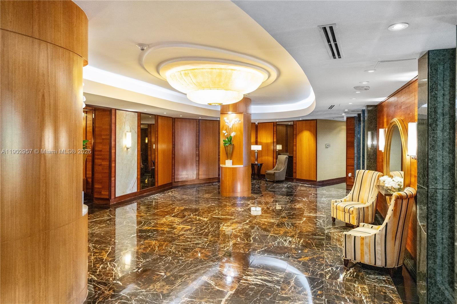 FIFTY SIX-SIXTY COLLINS A - Residential