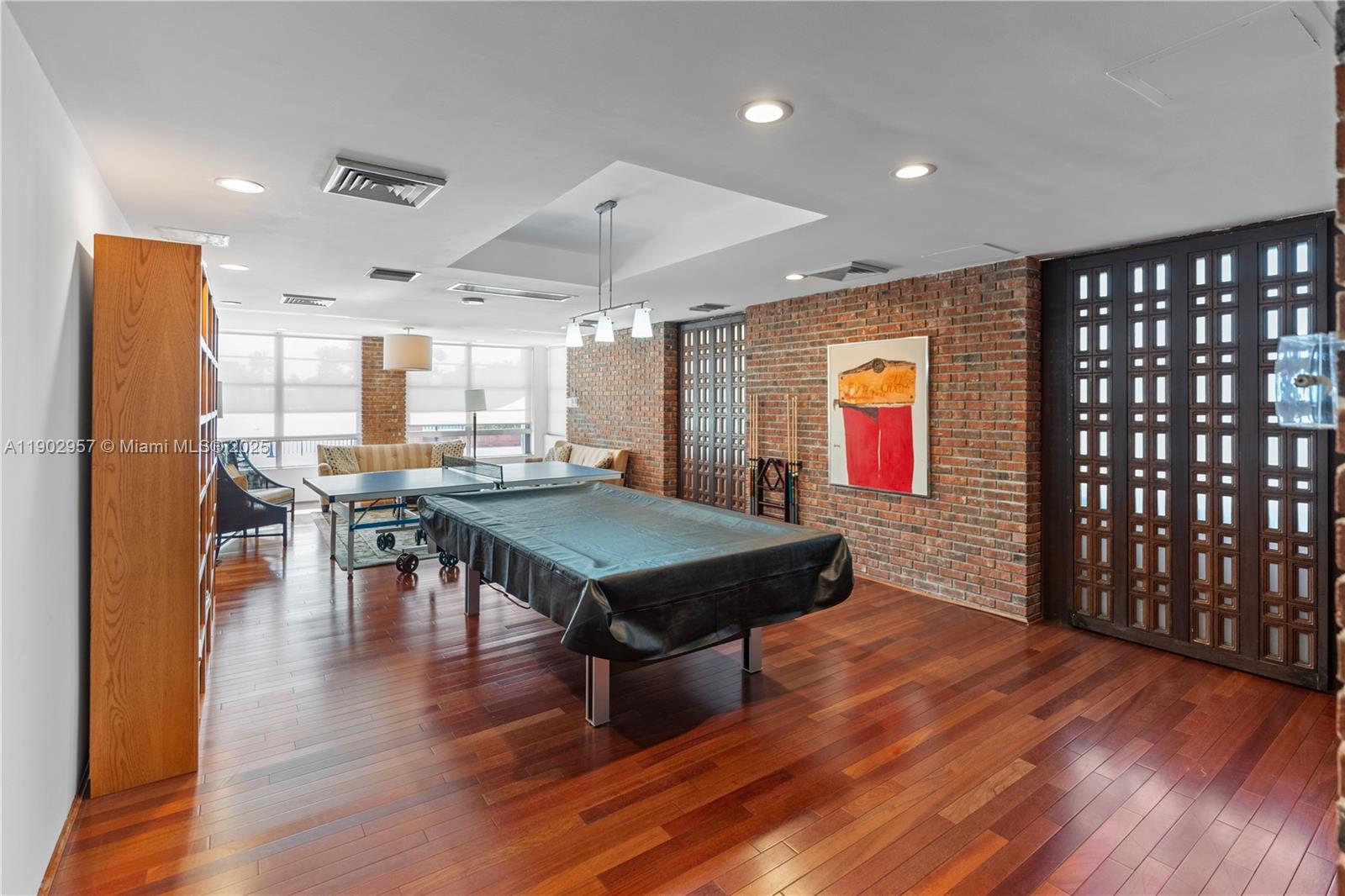 FIFTY SIX-SIXTY COLLINS A - Residential