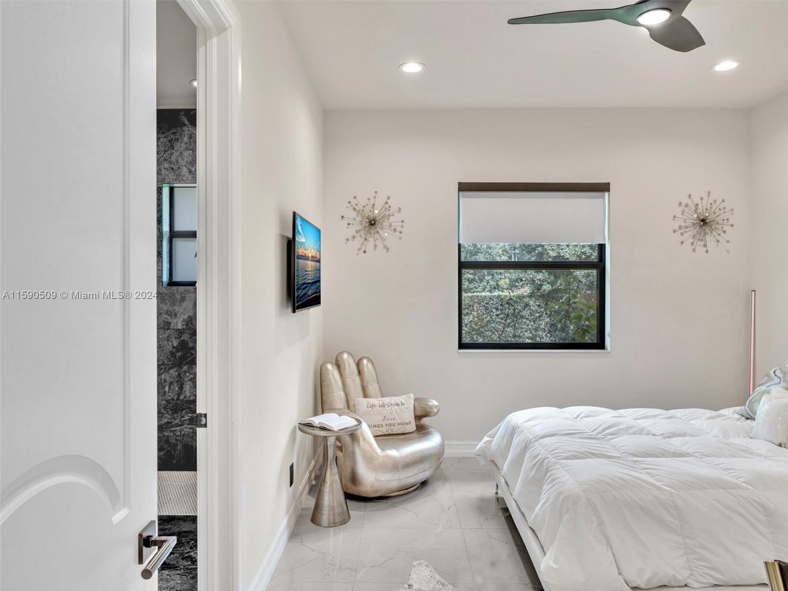 OAK HOLLOW ESTATES - Residential