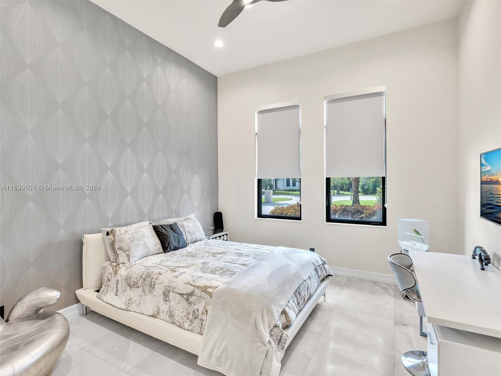 OAK HOLLOW ESTATES - Residential