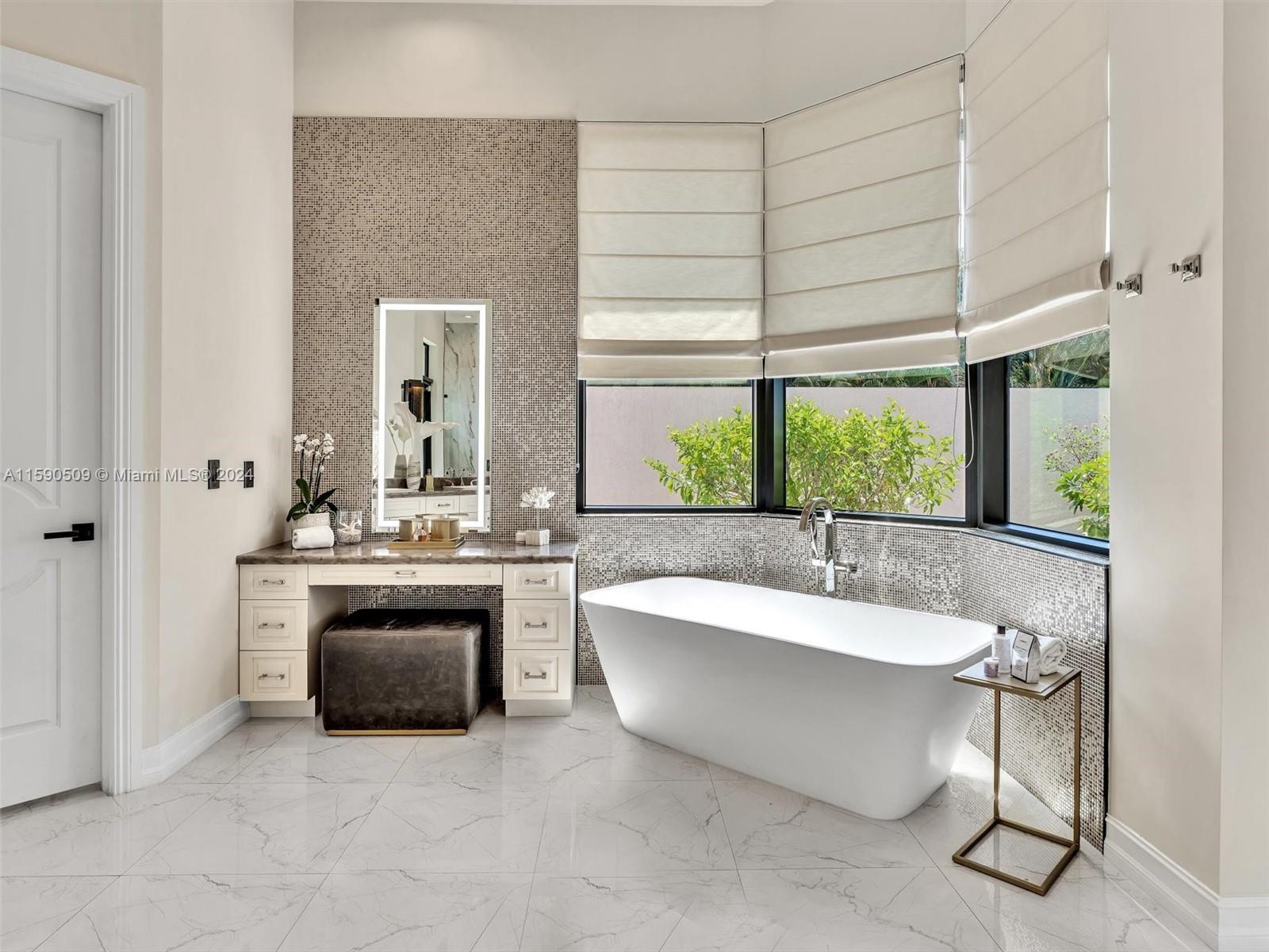 OAK HOLLOW ESTATES - Residential