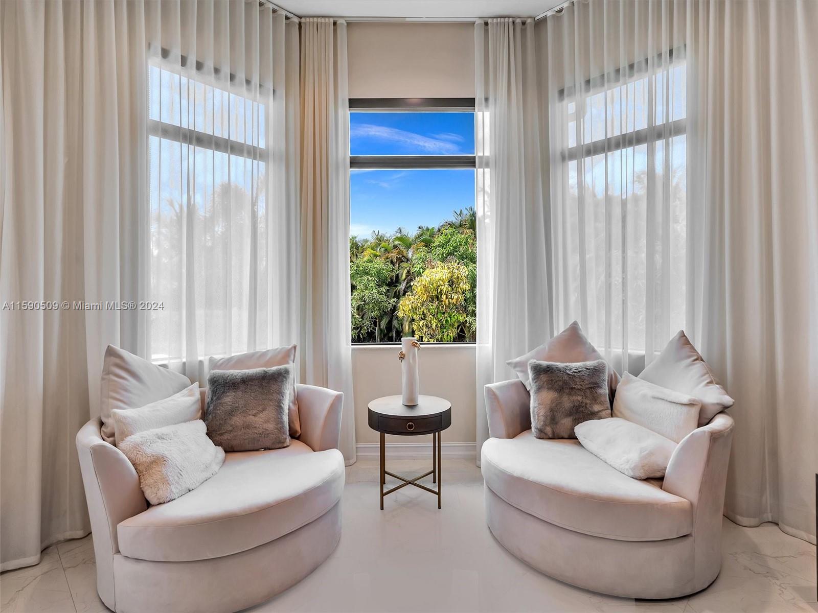 OAK HOLLOW ESTATES - Residential