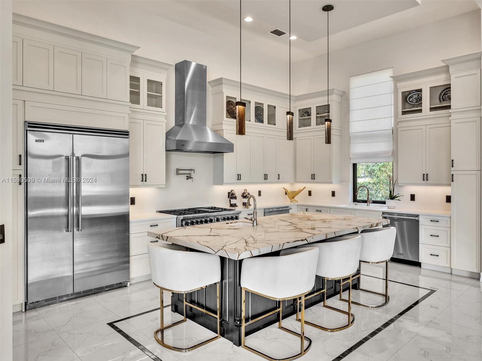 OAK HOLLOW ESTATES - Residential