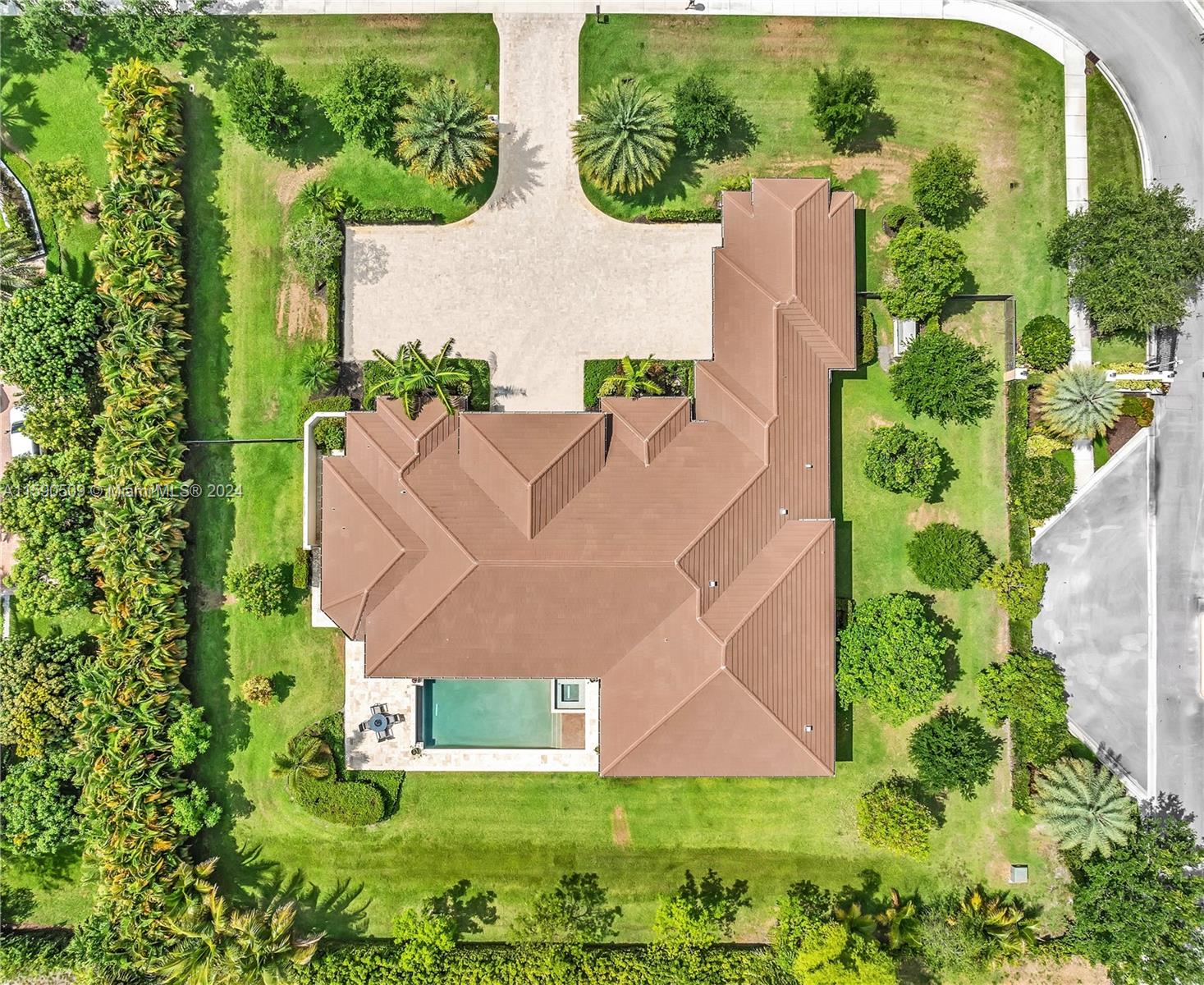 OAK HOLLOW ESTATES - Residential