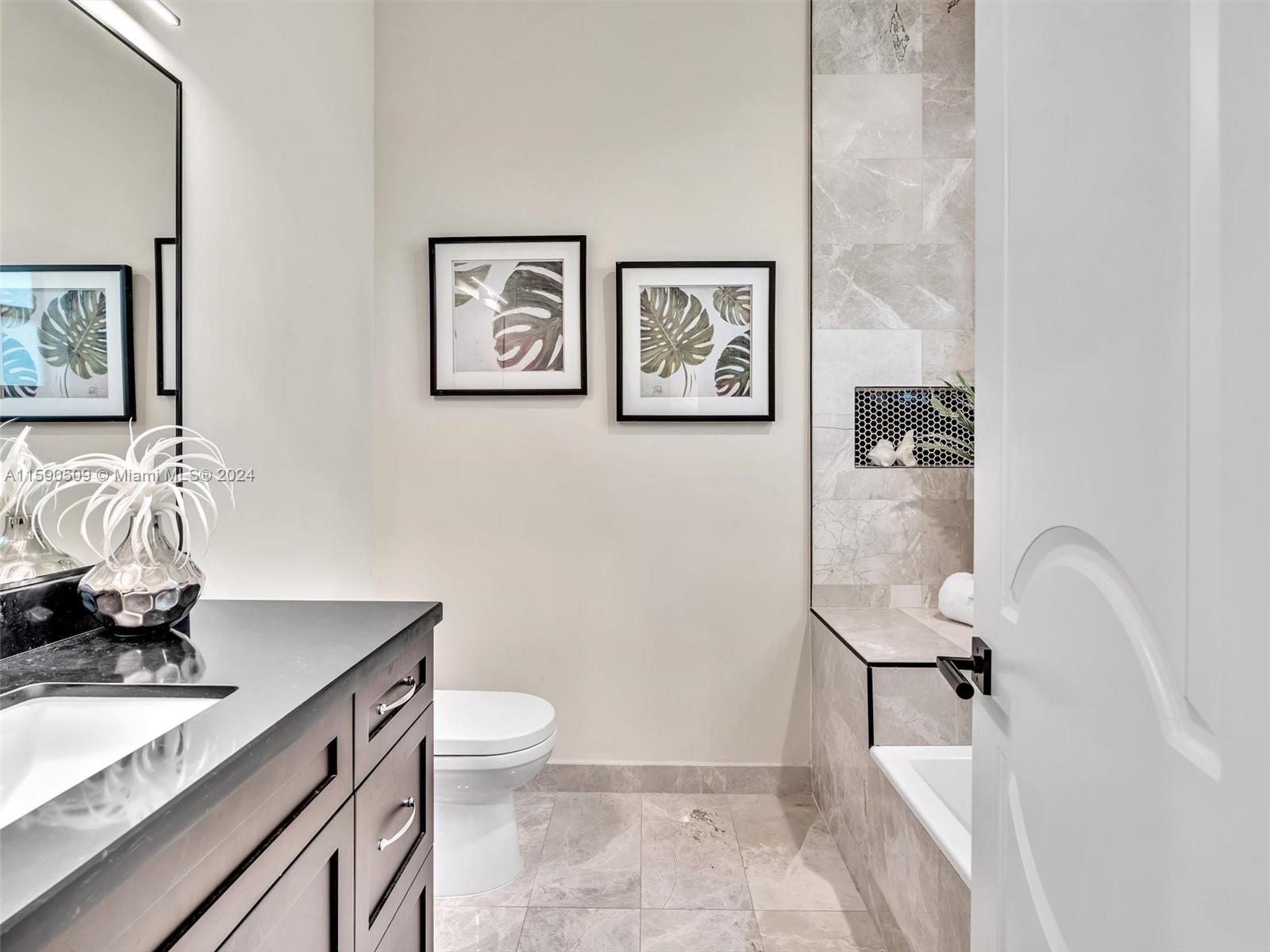 OAK HOLLOW ESTATES - Residential