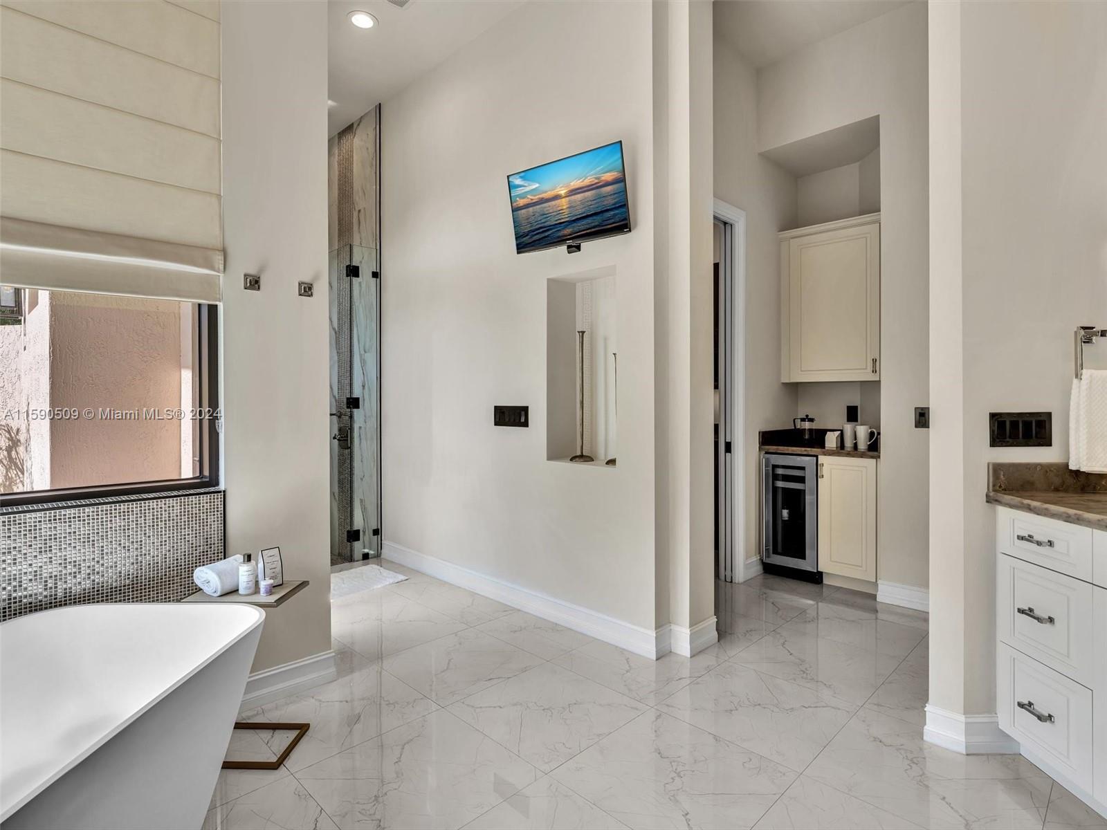 OAK HOLLOW ESTATES - Residential