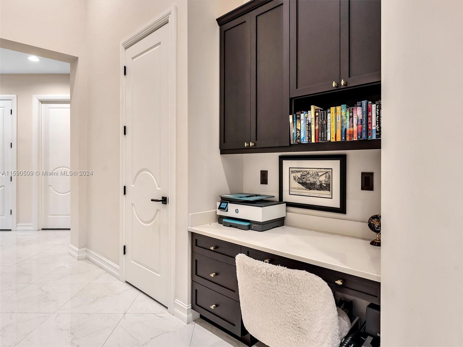 OAK HOLLOW ESTATES - Residential