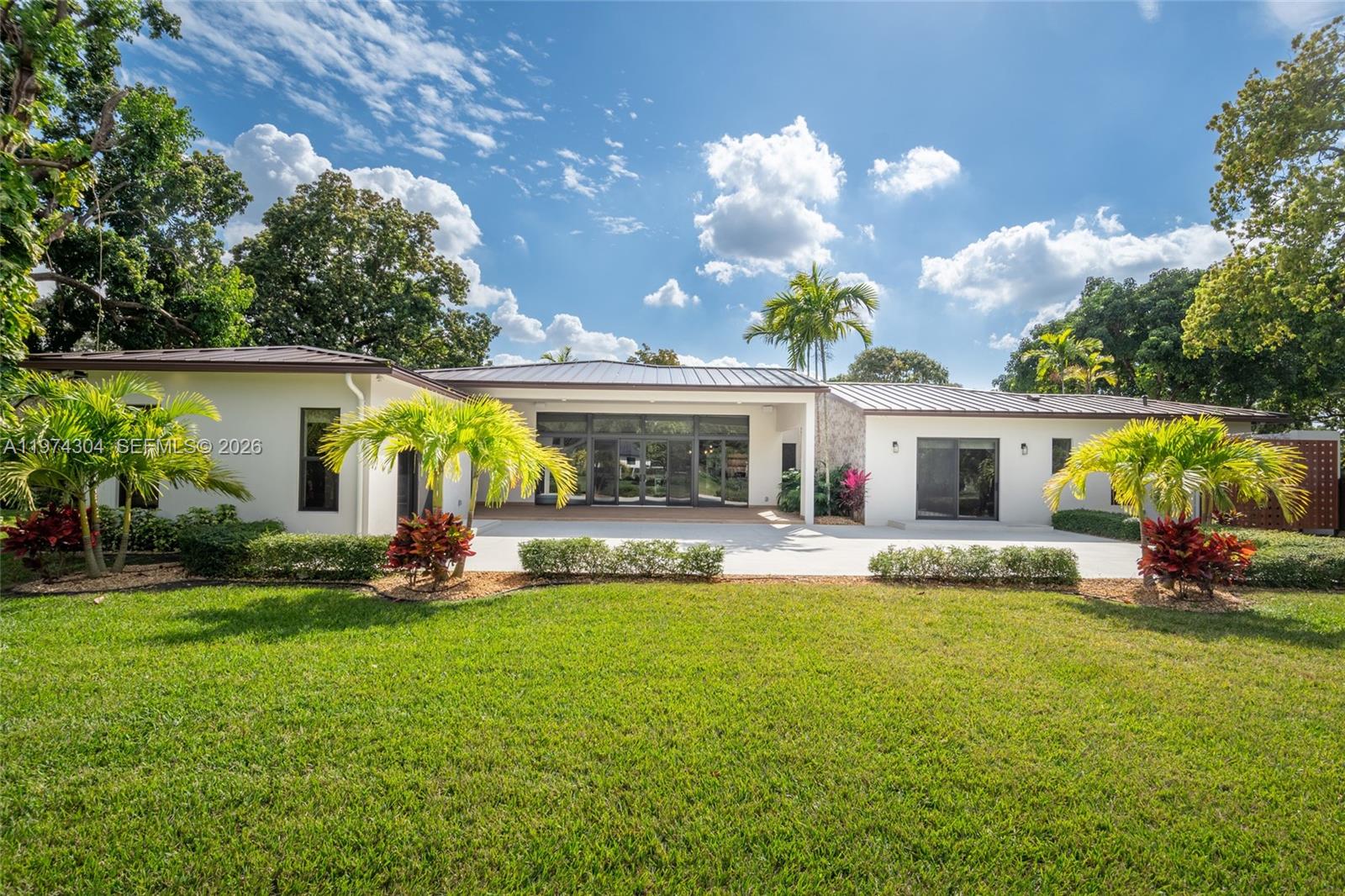 Sunshine Ranches - Residential